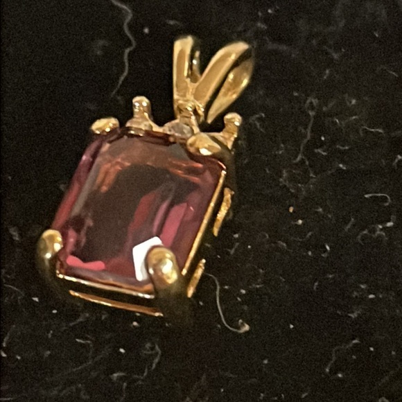 0.75” gold tone pendant with prong set amethyst color gem & 3 bezel set crystals - Picture 3 of 14